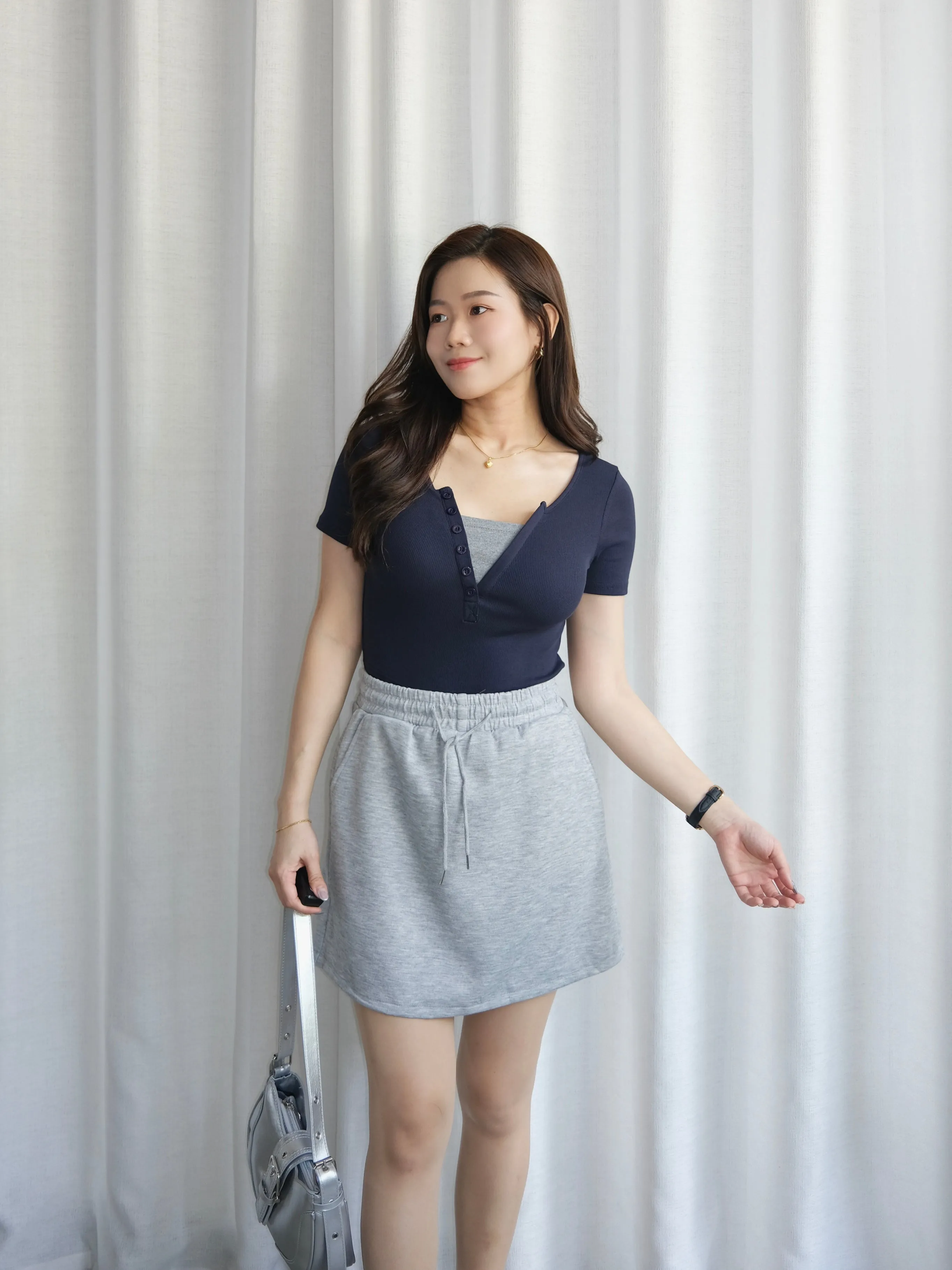 ACEWIN Two Tone Fake Layered Top (Free Size) 110358