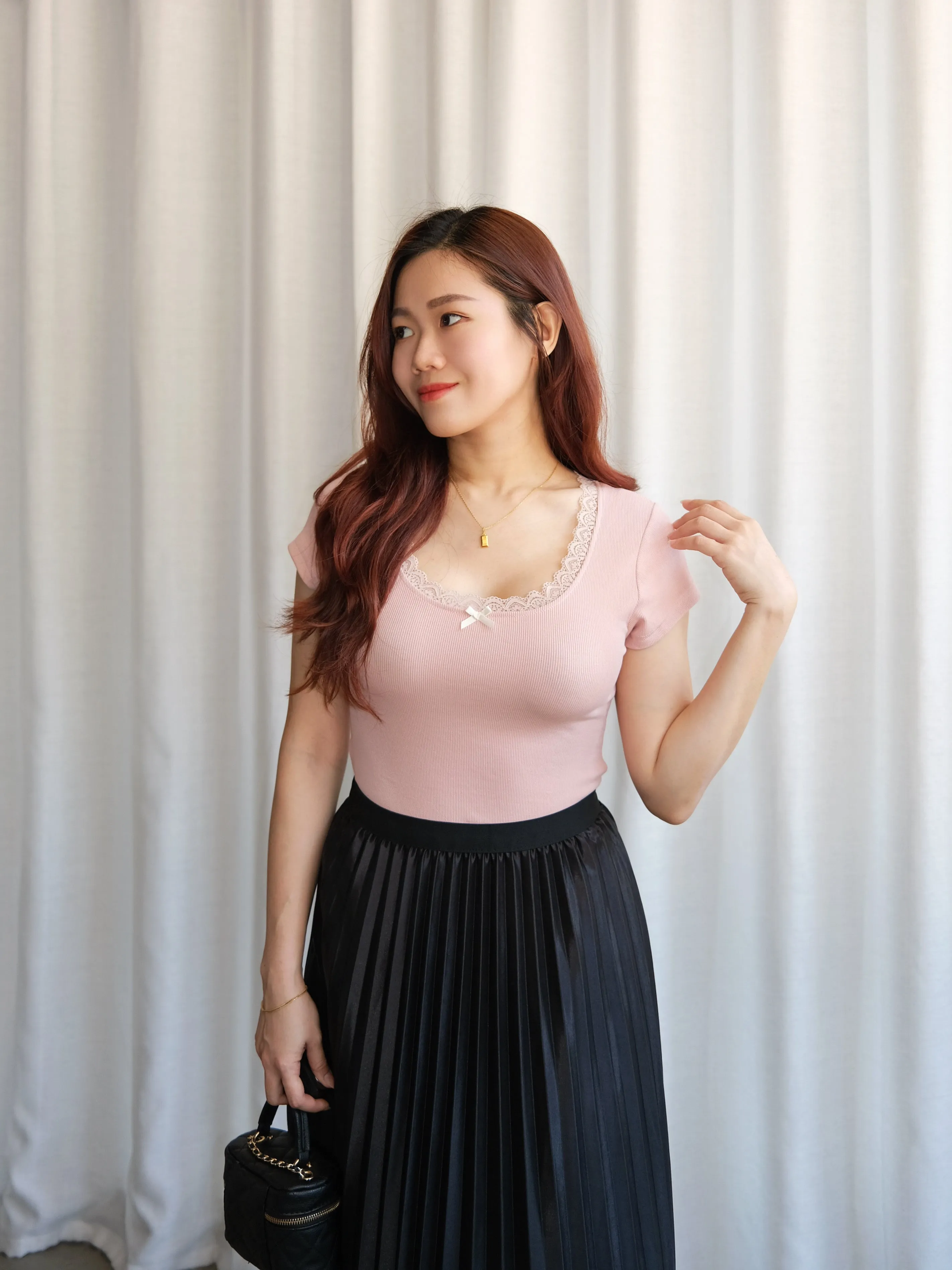ACEWIN U-Neck Lace Edge Ribbon Detailed Top (Free Size) 110337