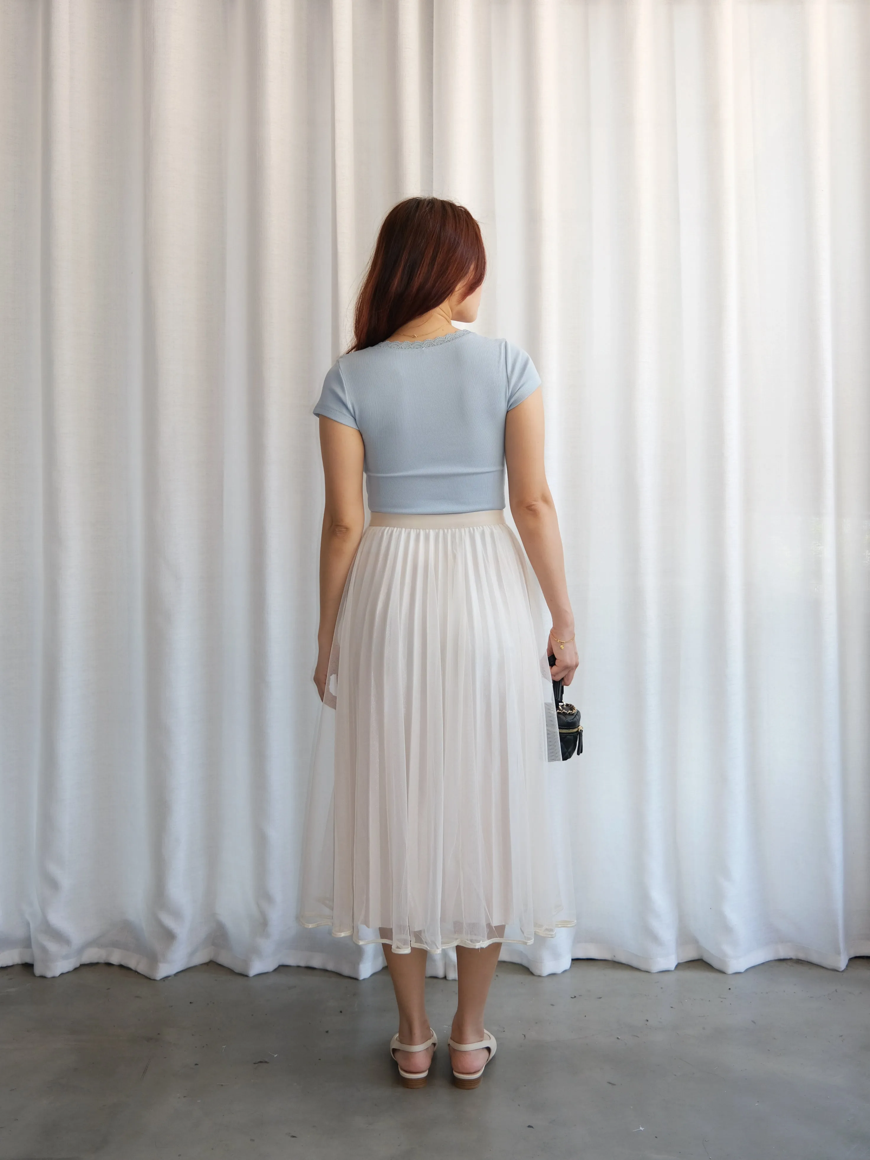 ACEWIN U-Neck Lace Edge Ribbon Detailed Top (Free Size) 110337
