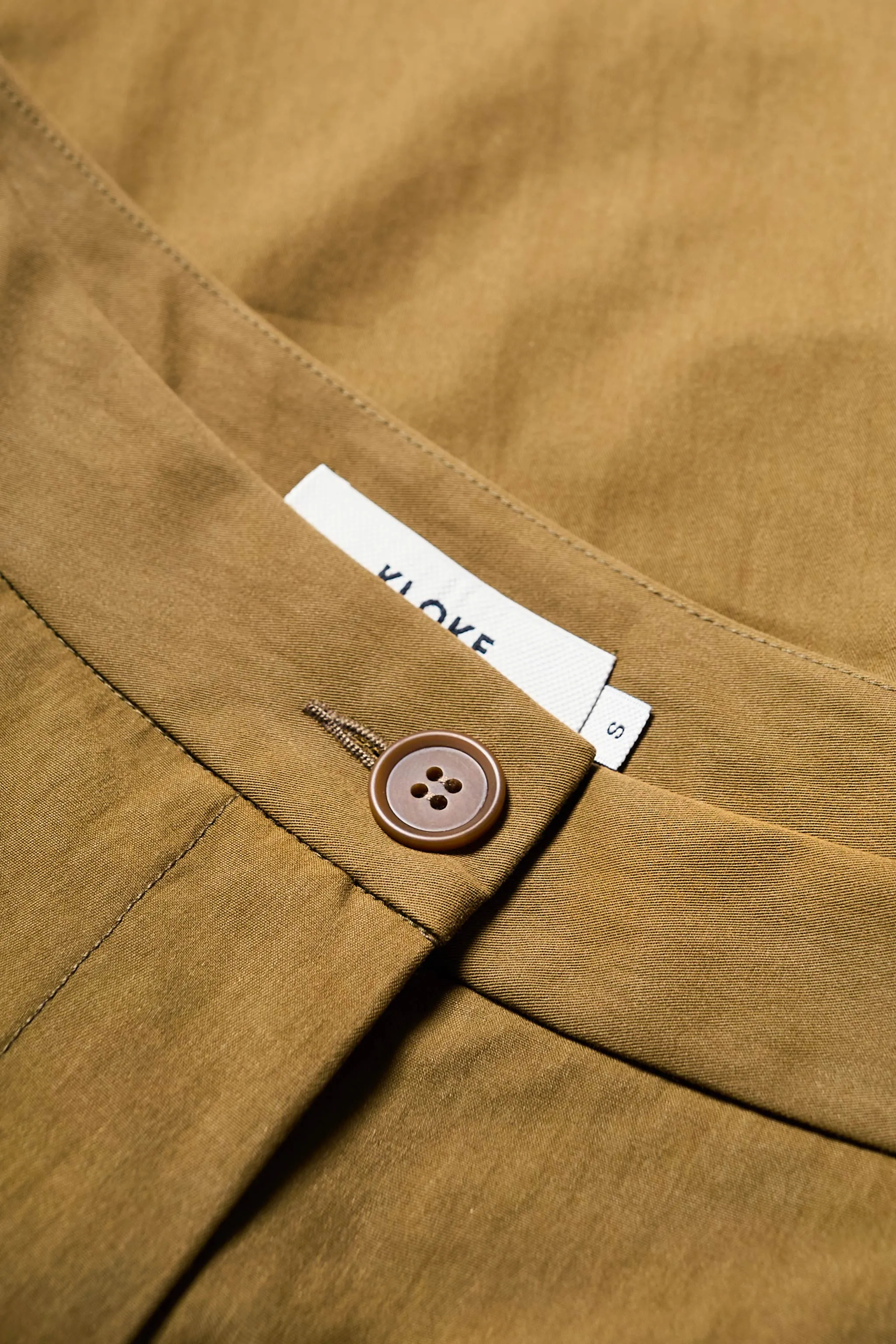 Depth Short Olive Brown