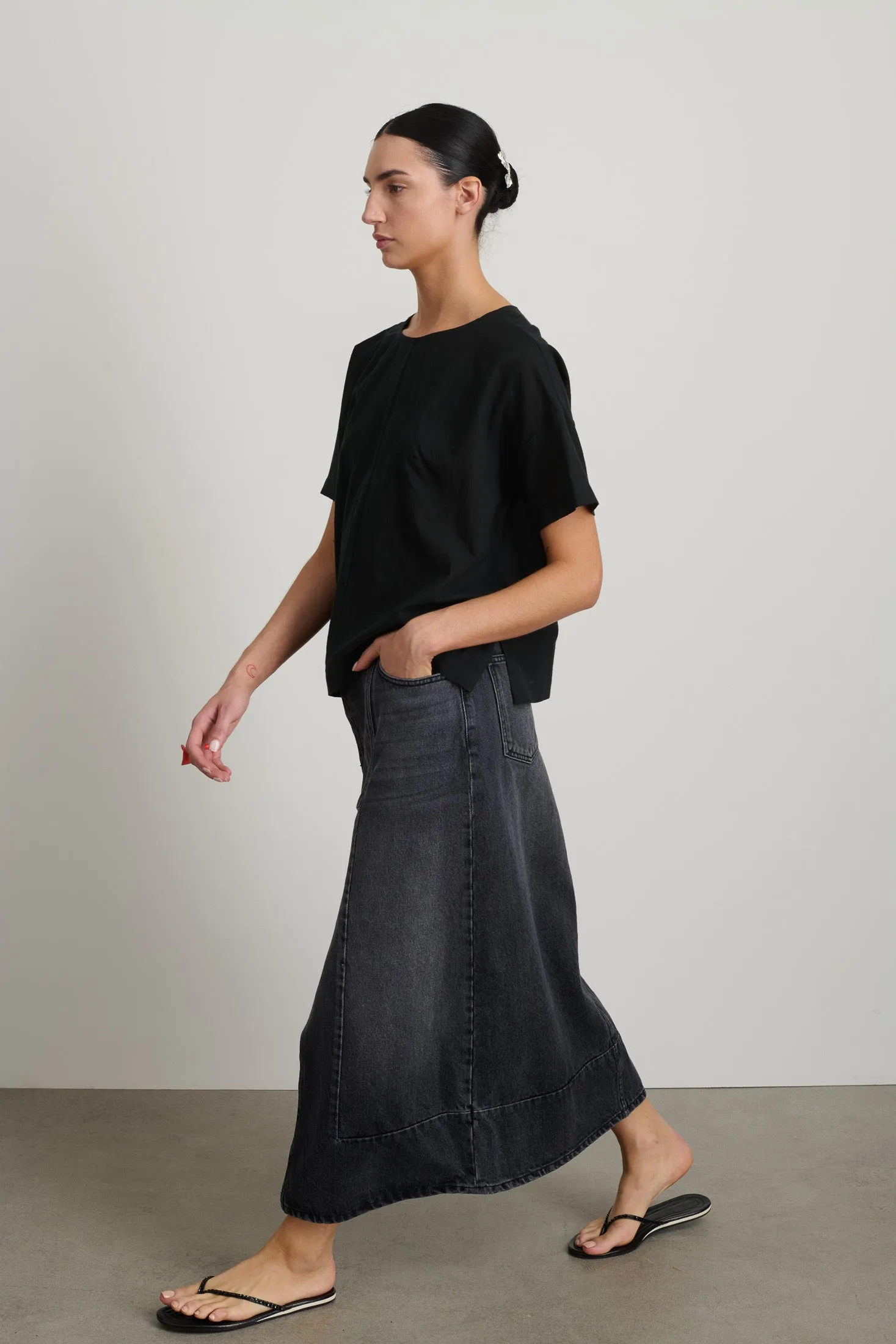 Mert Tee Black