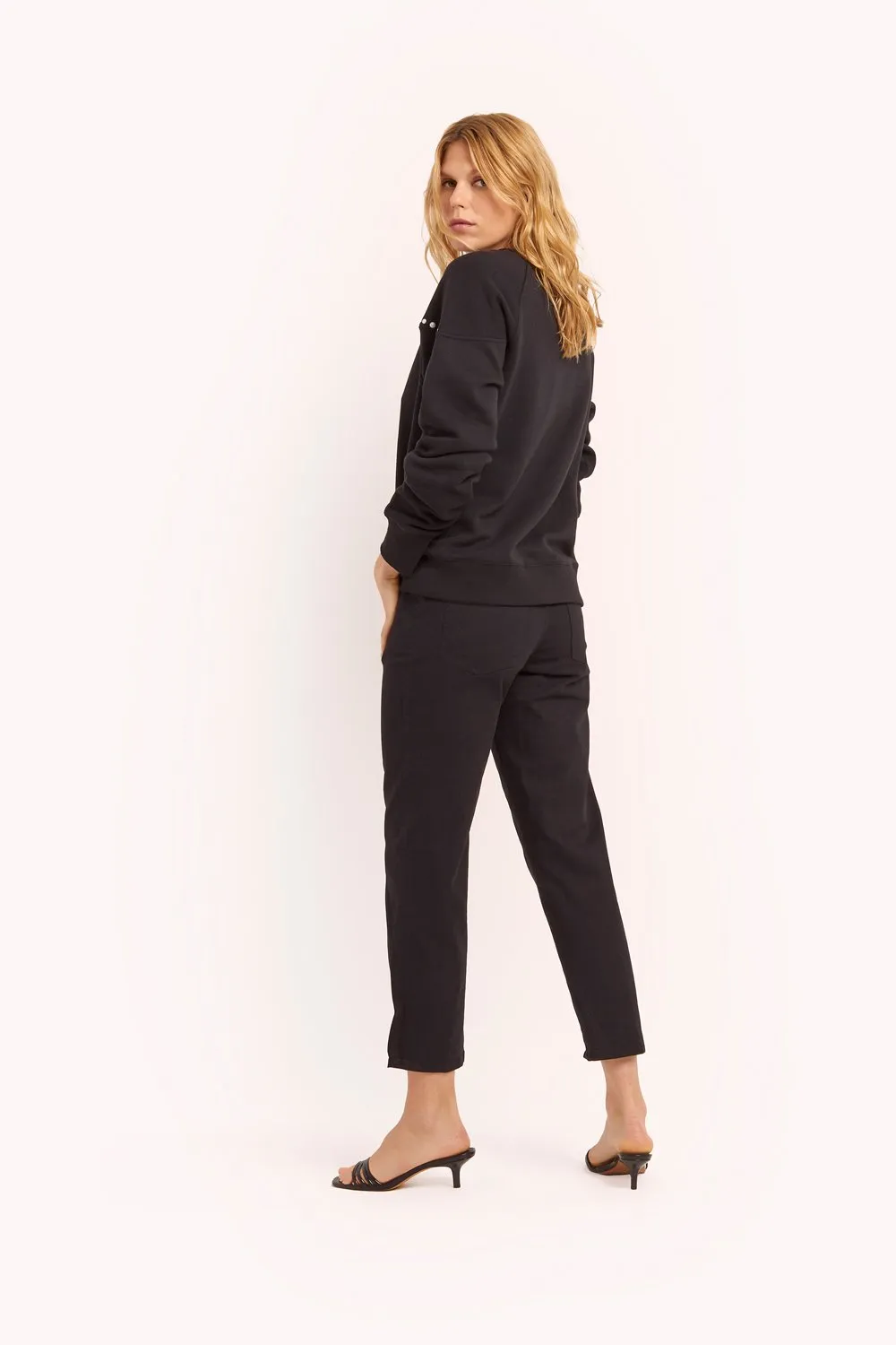 Pearl Kelly Sweatshirt