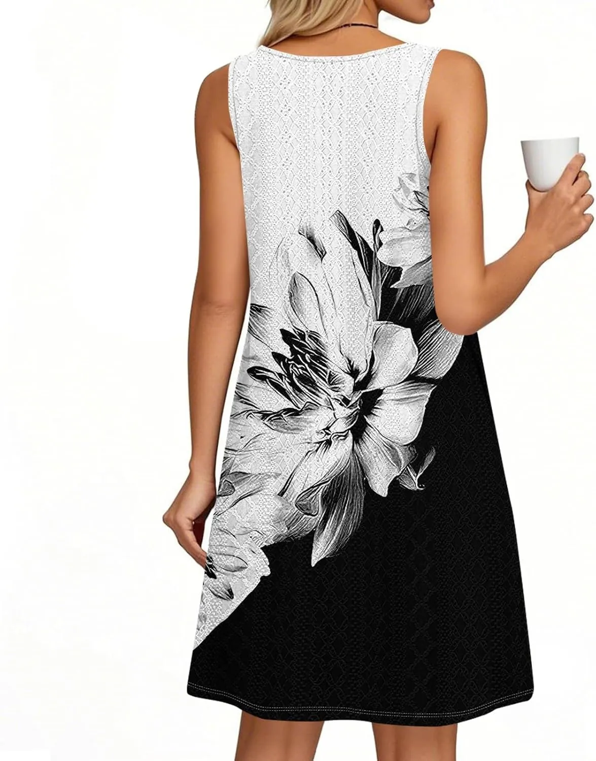 PETYCZEN Beach Dresses for Women 2025 Summer Keyhole Neck Eyelet Dress with Pockets Casual Vacation Tank Dress Beach Cover Up