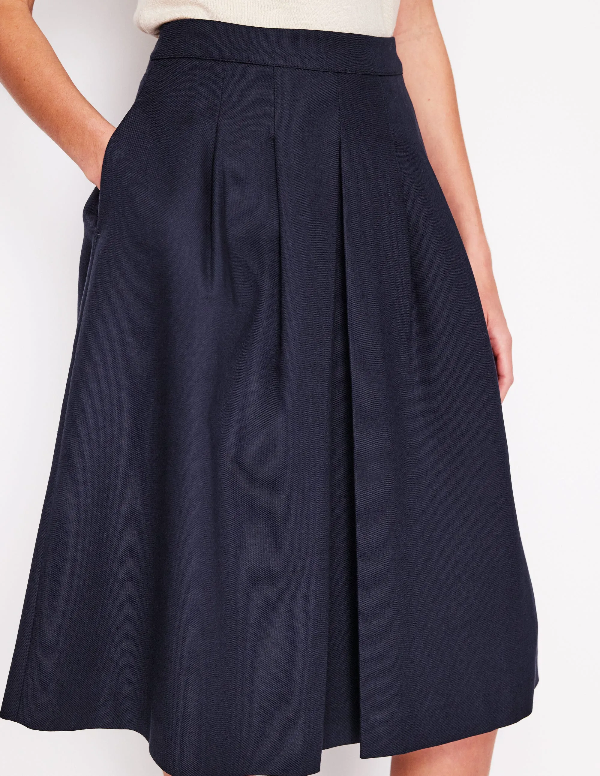 Pleat Detail Full Skirt-Navy