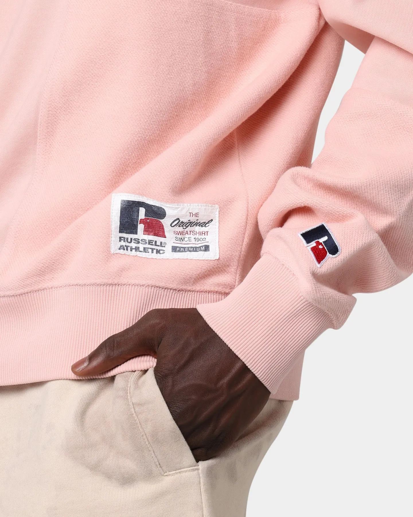 Russell Athletic Eagle R Solid Block Crewneck Dusty Pink