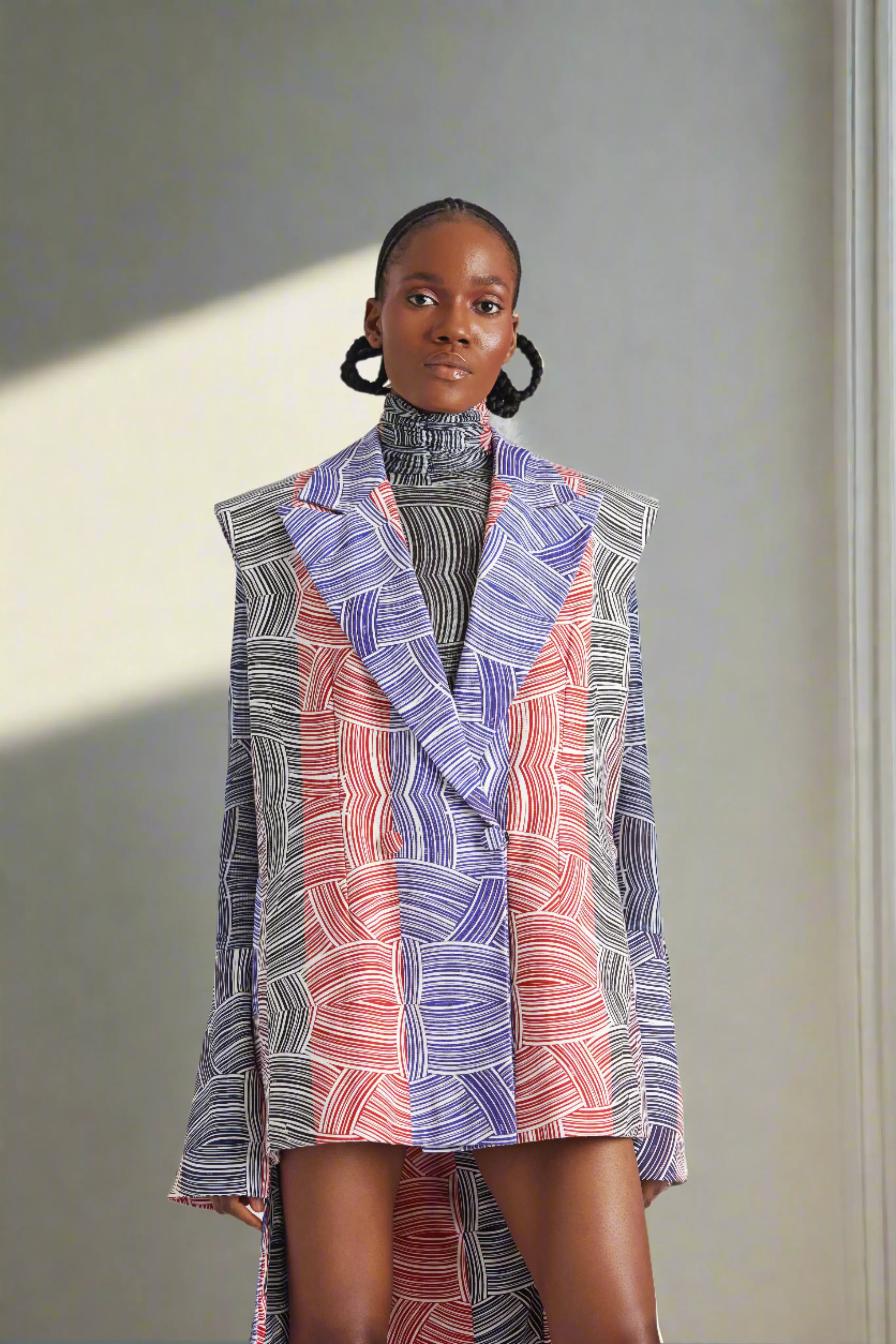 Sleeveless Printed Blazer